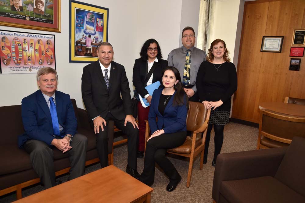 Assemblyman Ramos meets with representatives from the Long Island Library Resource Council in to discuss funding for our local libraries during this year’s Library Advocacy Day in Albany.