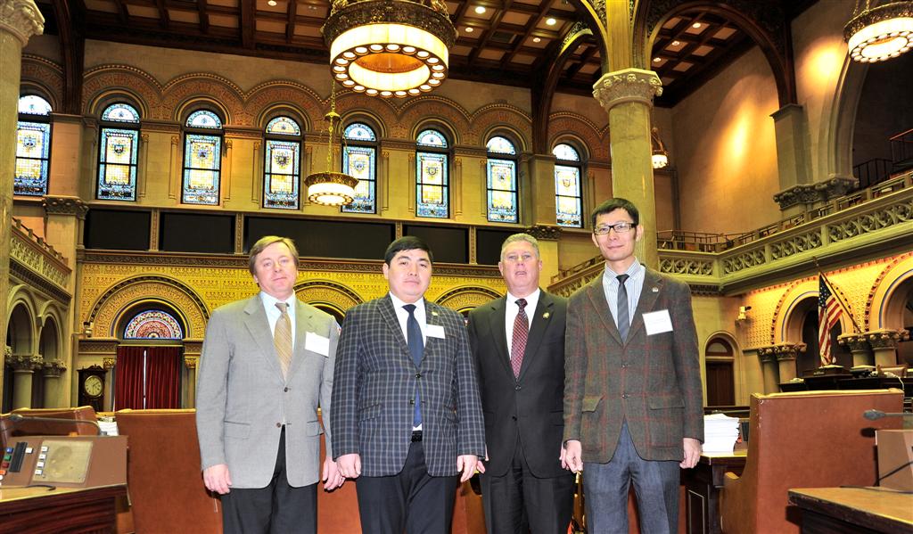 Assemblymember McDonald welcomes delegates from Kazakhstan to the Assembly Chambers.