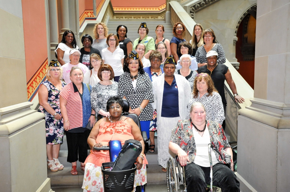 Assemblymember Hunter welcomes a group of Womens Veterans from across the state to the NYS Assembly chamber.