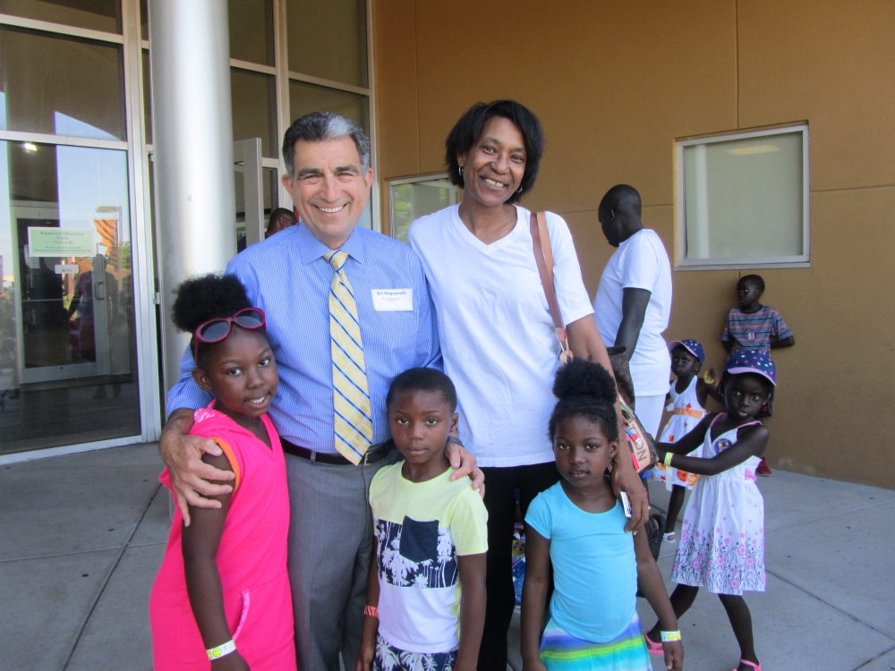 Assemblyman Magnarelli attended the annual picnic held by Local 1199 SEIU which was held at the Rosemond Gifford Zoo in Syracuse. 1199 SEIU members work in many of the healthcare facilities throughout