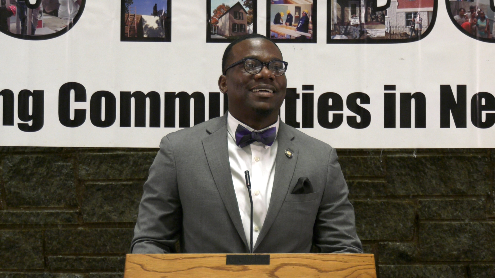 Meeks Calls for Full Funding of the YouthBuild Program