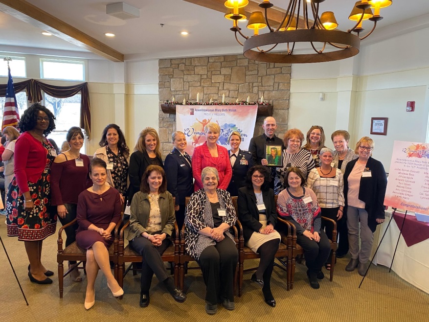 All 2020 Women of Distinction Honorees (Leah Rubin could not attend and Anita Riccio's son, Fred, received on her behalf).